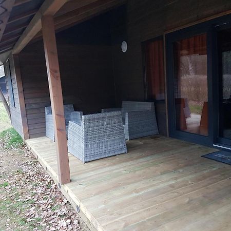 Vakantiepark De Bronzen Eik Sellingen Exterior photo