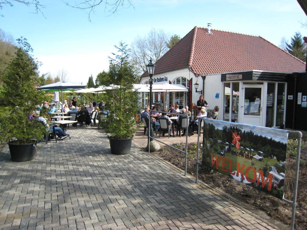 Vakantiepark De Bronzen Eik Sellingen Exterior photo
