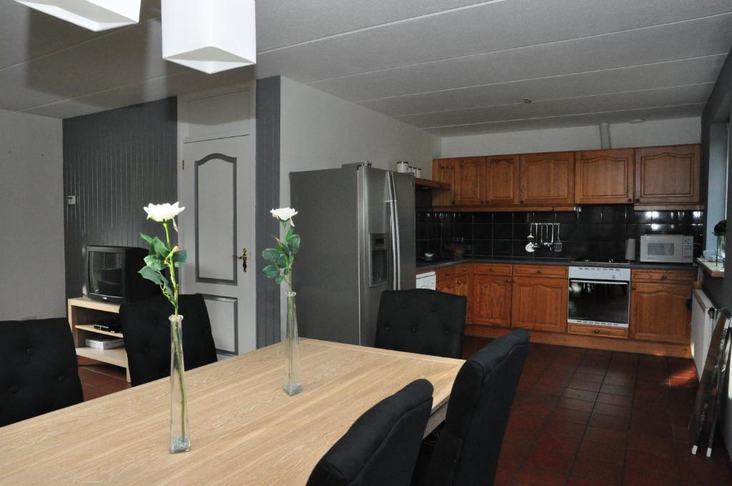 Vakantiepark De Bronzen Eik Sellingen Room photo