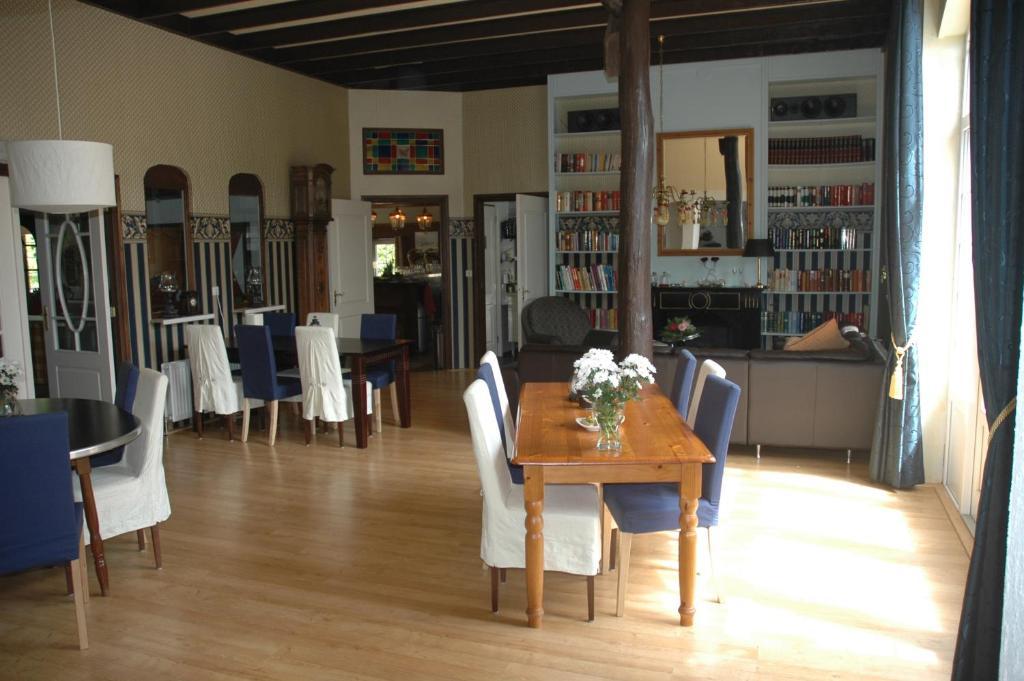 Vakantiepark De Bronzen Eik Sellingen Exterior photo